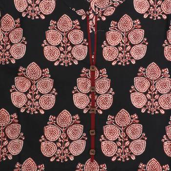 Women’s Black Cotton High Low Printed A-line Kurti 5