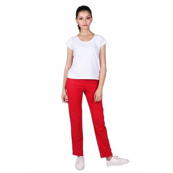 Women Poppy Red Solid Cotton Lycra Yoga Pants 4