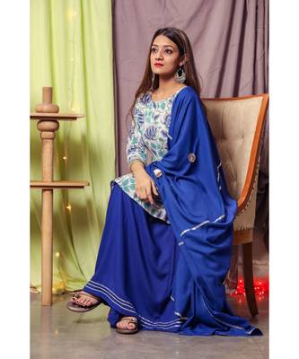 Garden Blue Floral Suit Set 2
