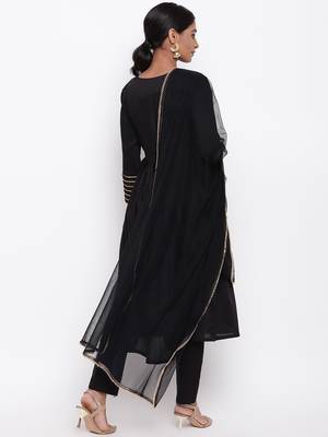 Black Embellished Sleeve Kurta-Pant-Dupatta 4