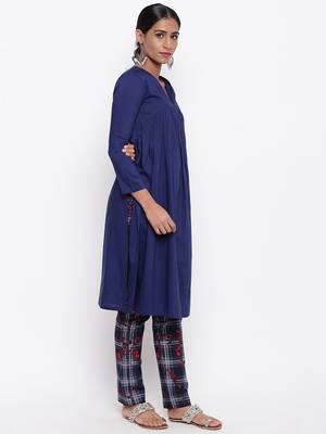 Blue Slit Kurta Check Pant 3