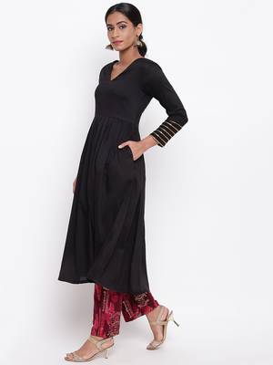 Black Kurta Pink Foil Pant 2