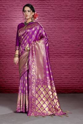 Magenta woven tanchhoi saree with blouse 1