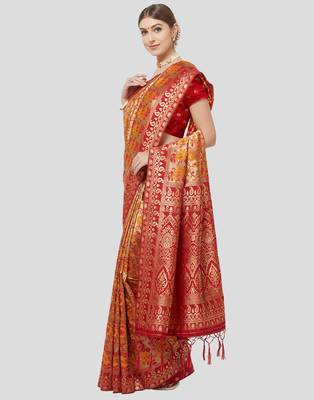 Red woven art silk sarees saree with blouse 3