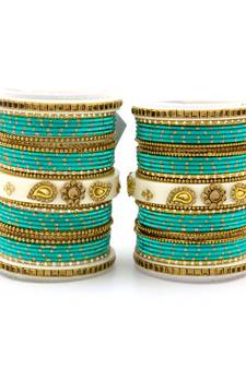 Traditonal Bridal Bangle Set With Golden Dotted Design