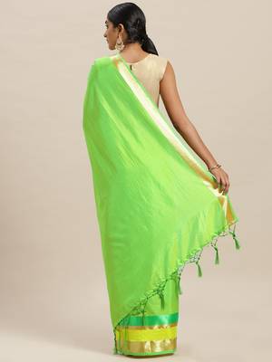 Green printed silk cotton saree with blouse 2