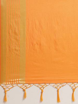 Yellow printed silk cotton saree with blouse 4
