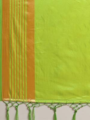 Green printed silk cotton saree with blouse 4
