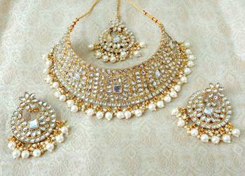 Lalso Gorgeous White Bridal Kundan Choker Necklace Earring Maangtikka Jewelry Set - LKCN01_WT 1