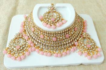 Lalso Gorgeous Baby Pink Bridal Kundan Choker Necklace Earring Maangtikka Jewelry Set - LKCN03_BP 2
