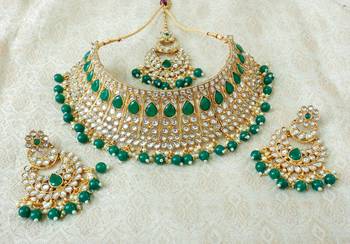 Lalso Gorgeous Green Bridal Kundan Choker Necklace Earring Maangtikka Jewelry Set - LKCN05_GR 3