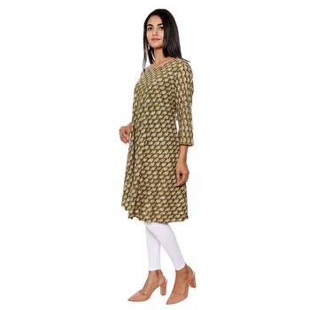 Women Green Printed Flared Rayon Kurta 4