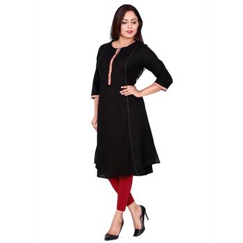 Women Black Solid Cotton Kurta 2