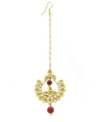 Chand Bali Shaped Maang Tikka Decorated Kundan & Pearl Drops 3