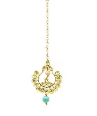 Chand Bali Shaped Maang Tikka Decorated Kundan & Pearl Drops 2