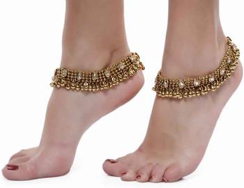 Gold anklets 1
