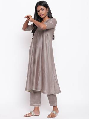 Brown Gota Flared Kurta 9