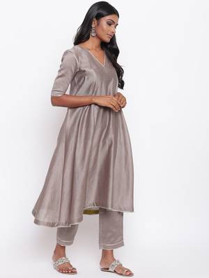 Brown Gota Flared Kurta 14