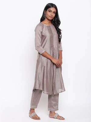 Brown Gota Pleats Kurta 10