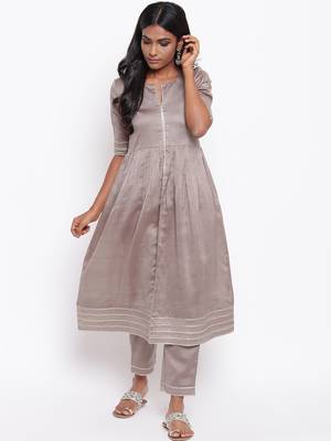 Brown Gota Slit Kurta 8