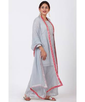 Magical Gray Foil Printed Kurti with Flared Palazzo and Mokaish Chiffon Gotta Dupatta 2