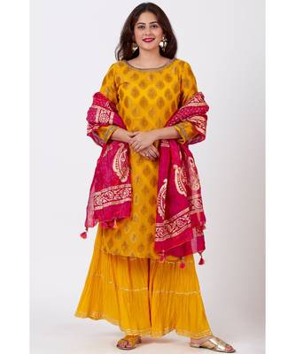 Mangal Mustard Banarsi Kurti With Crushed Sharara and Tie-Dye Foil Dupatta 1