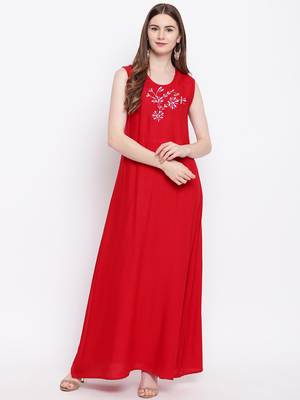 Off-white embroidered rayon ethnic-kurtis 3