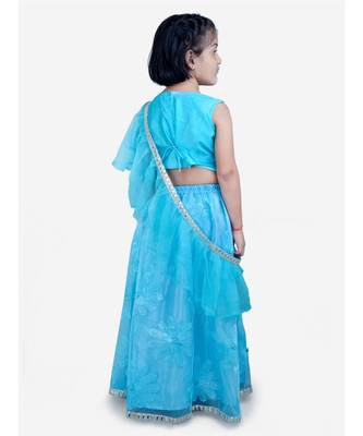 Flower Lehnga Choli With Cross Duppatta 3