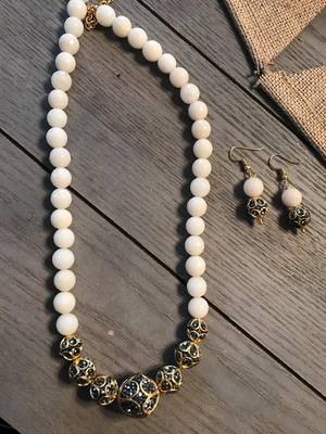 Black Gold Tone Meenakari And Pearl Necklace Set 1