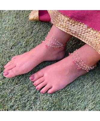 Pink Gold Tone Pearls And Rose Quartz Anklets 2