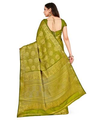 Green Woven Art Silk Saree With Blouse 3