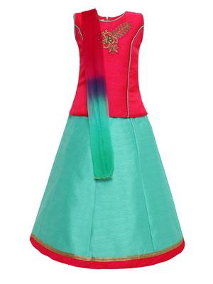 Round Neck Embellished Lehnga Choli 1