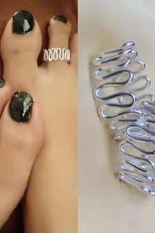 Silver toe-rings