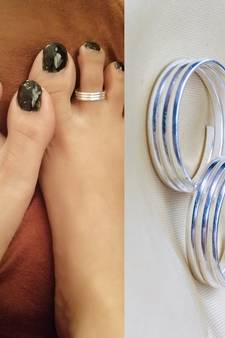 Silver toe-rings