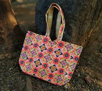Cream Colored Based Flower Pattern Embroidered Worked Banjara Tote Bag With Non Adjustable Dori 1