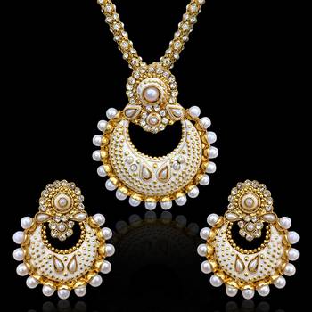 White Meenakari necklace-sets Traditional Kundan Jewellery Set with Chandbali Earrings 2