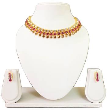 Maroon necklaces 1