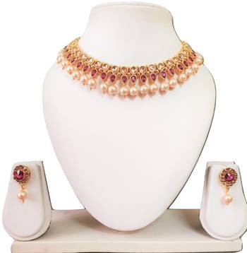 Maroon necklaces 1