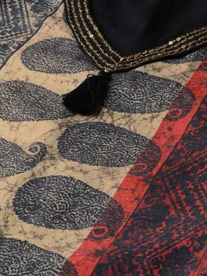 Black printed viscose kurtas-and-kurtis 5
