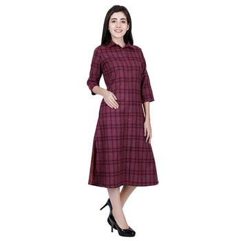 Maroon Printed Velvet Kurti 2