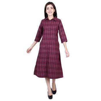 Maroon Printed Velvet Kurti 3