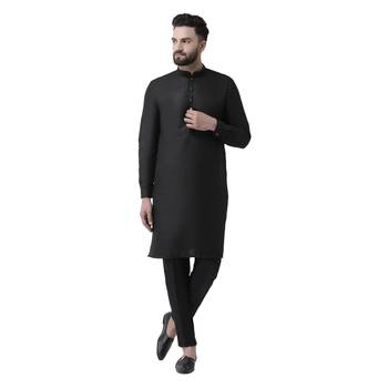 Black Plain Pure Silk Men Kurtas 1
