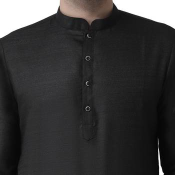 Black Plain Pure Silk Men Kurtas 5