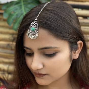 German Silver Green Stone Maangtikka 1