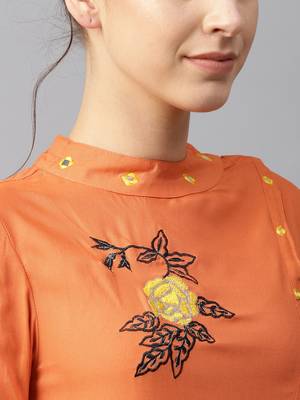 Women Rust Rayon Embroidered Long Kurta 4