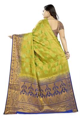 Green Printed Banarasi Silk Saree With Blouse 4