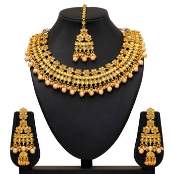 Gold necklace-sets 4