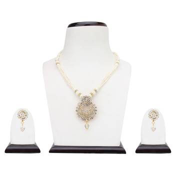White necklace-sets 2