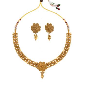 Golden necklace-sets 1