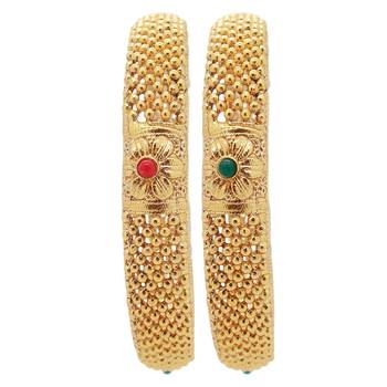 Gold bangles-and-bracelets 2